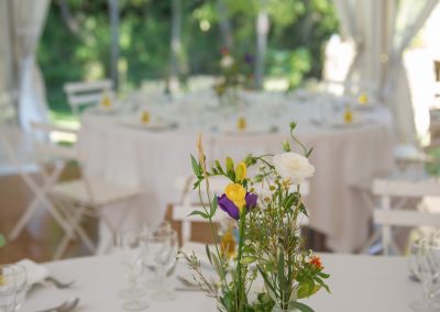 Wedding photography - South of France wedding - table flowers